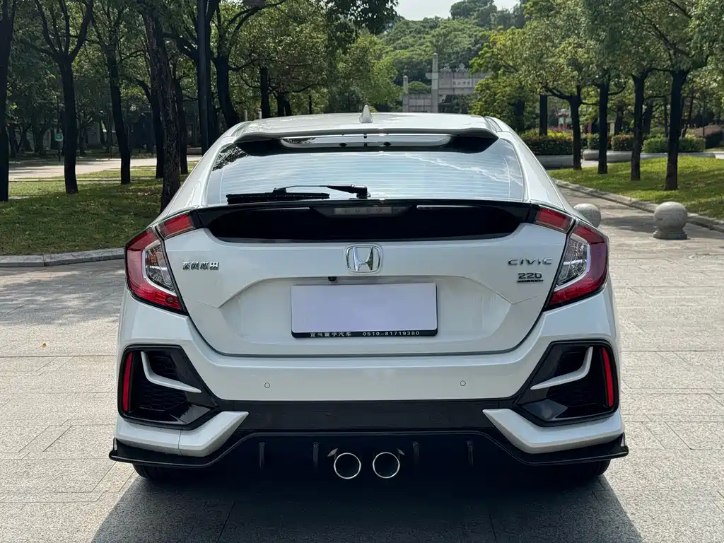 Honda Civic — фото 11