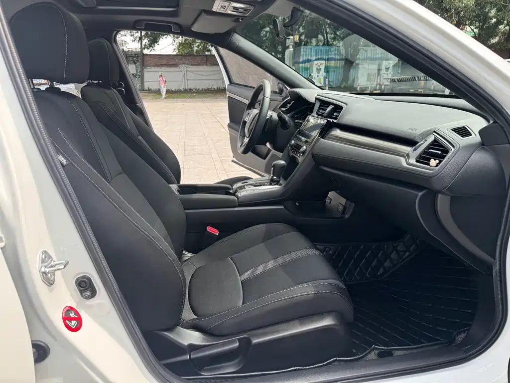 Honda Civic — фото 6