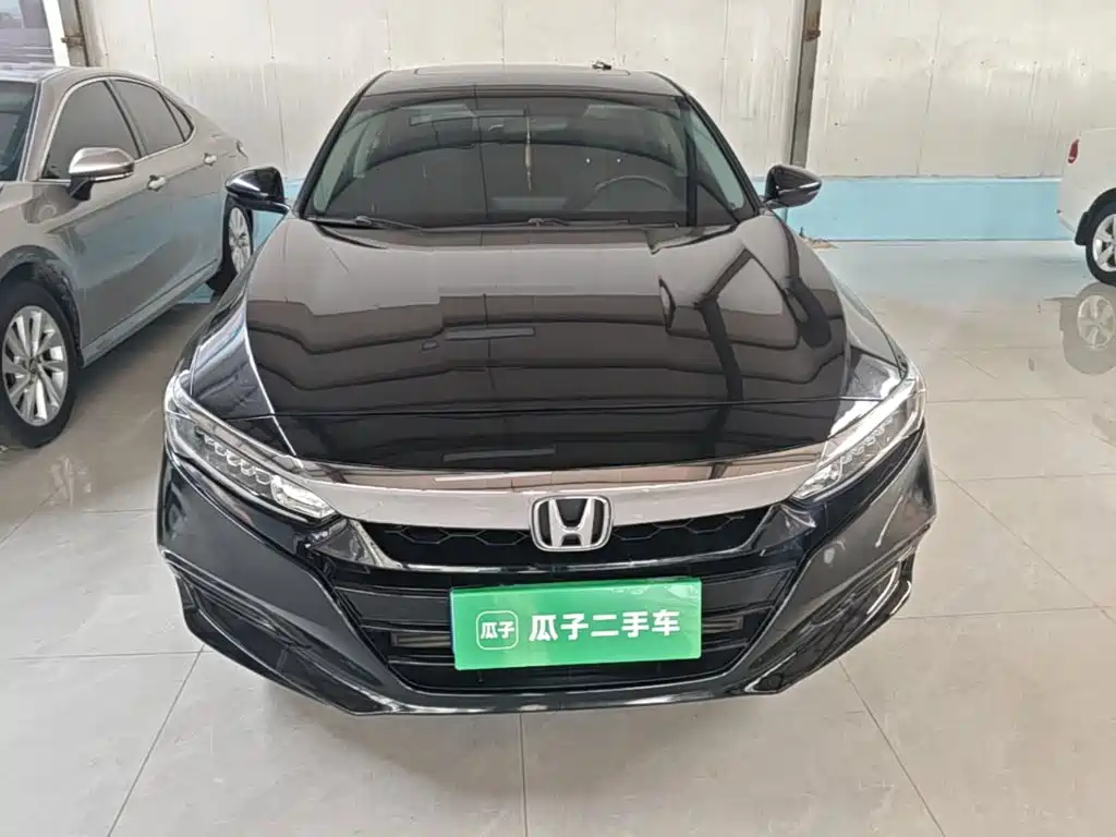Honda Accord — фото 3