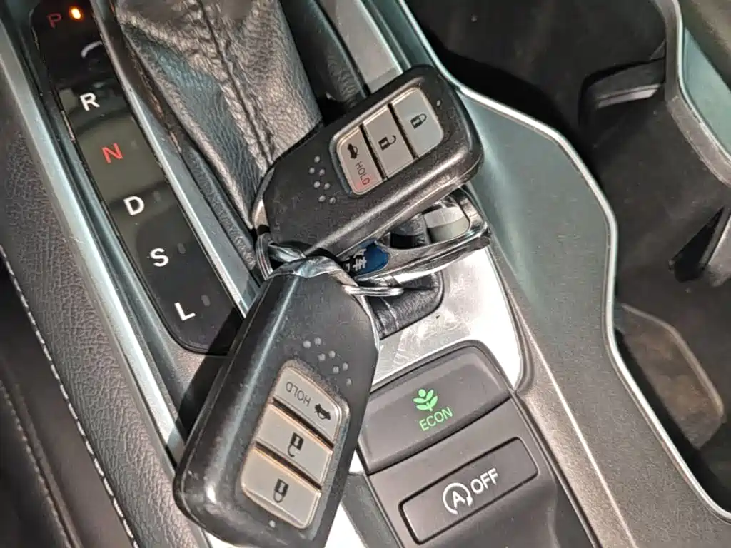 Honda Accord — фото 9