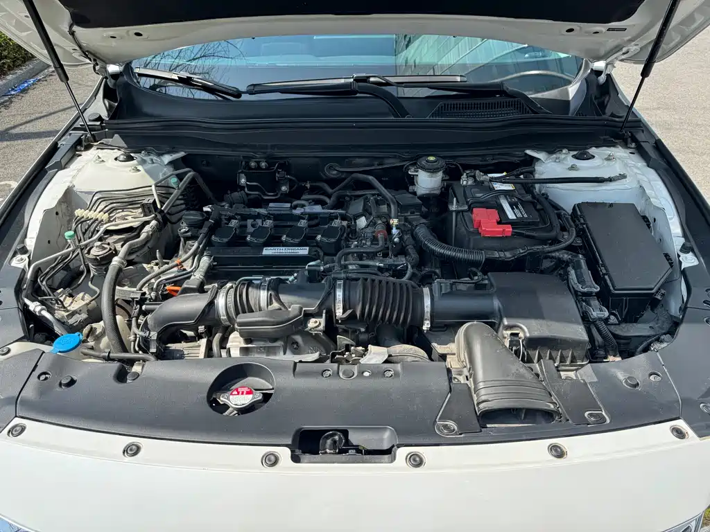 Honda Accord — фото 12