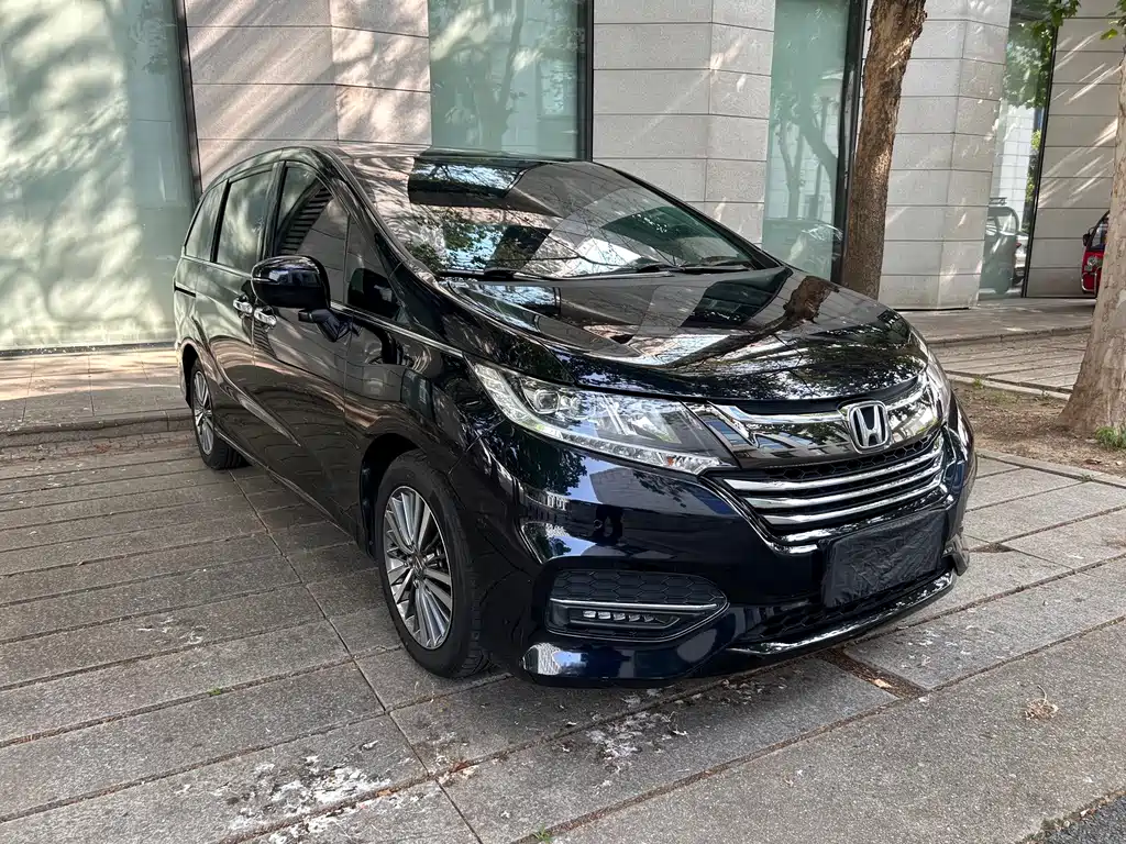 Honda Odyssey — фото 4