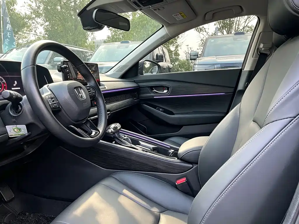 Honda Accord — фото 5