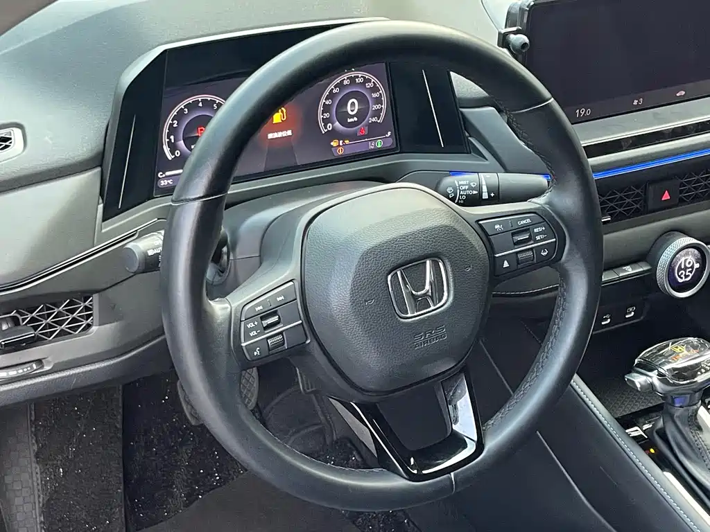 Honda Accord — фото 6