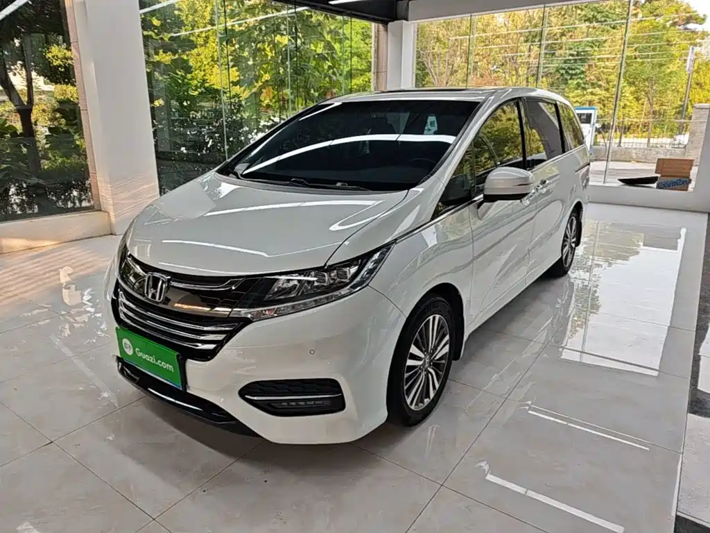 Honda Odyssey — фото 2