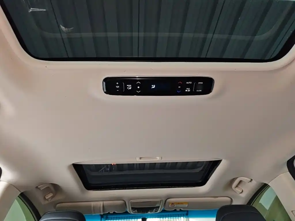 Honda Odyssey — фото 18