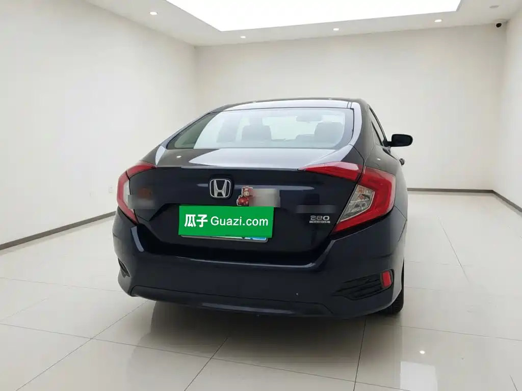 Honda Civic — фото 5