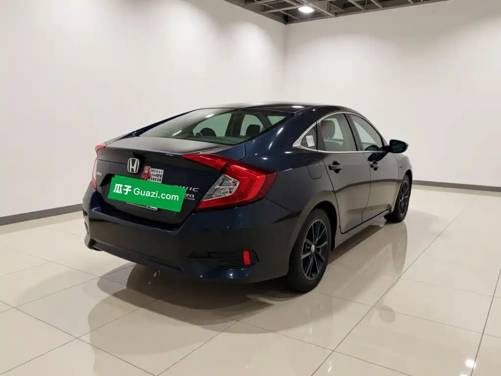 Honda Civic — фото 6