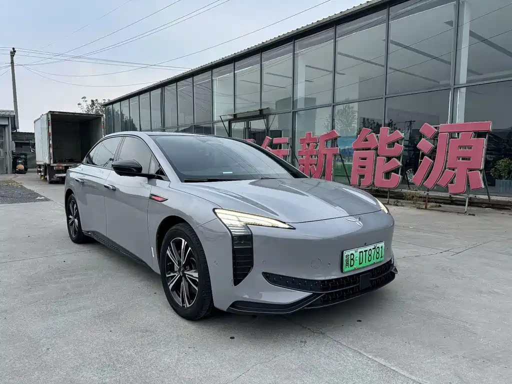 Hongqi Hongqi EH7 — фото 3