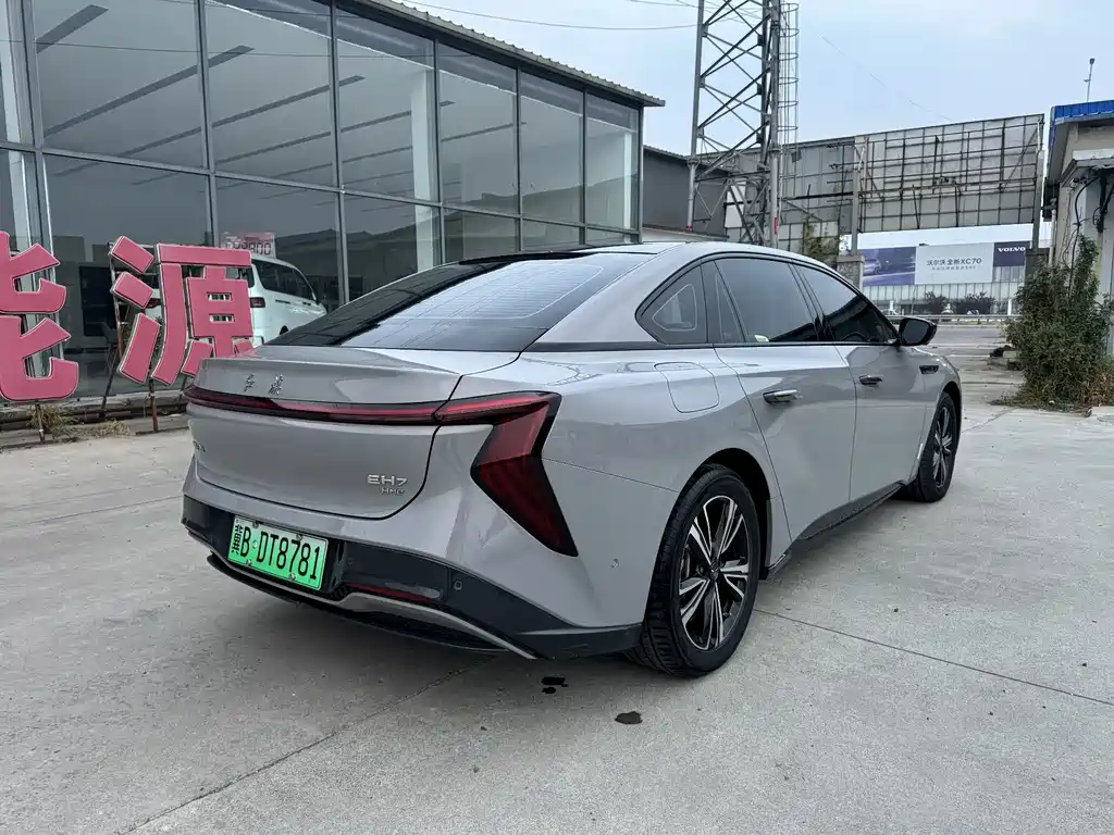 Hongqi Hongqi EH7 — фото 9