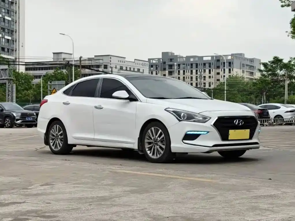 Hyundai Mistra — фото 3