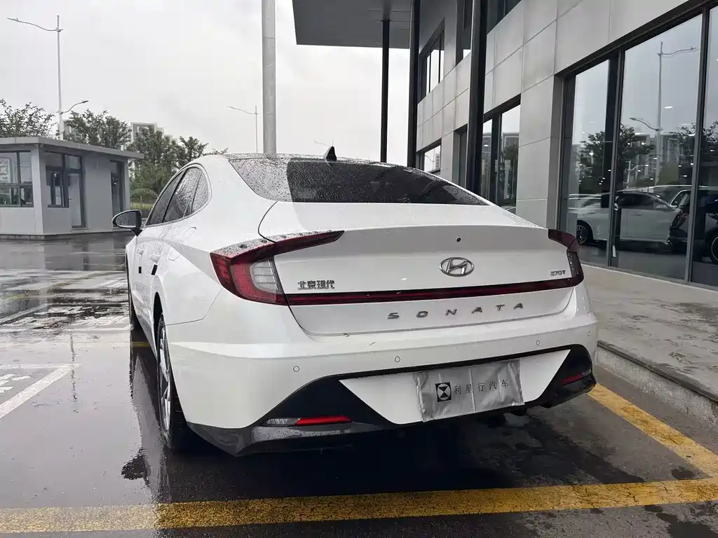 Hyundai Sonata — фото 4