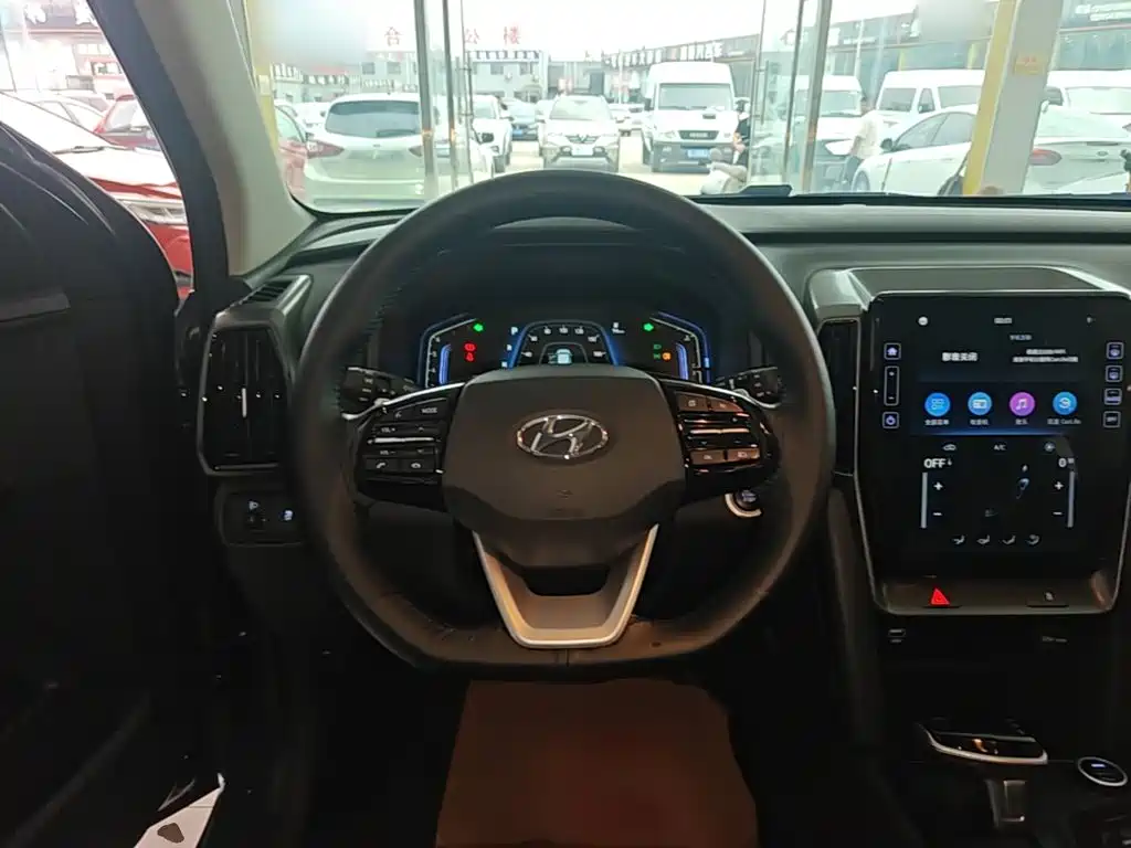 Hyundai ix35 — фото 11