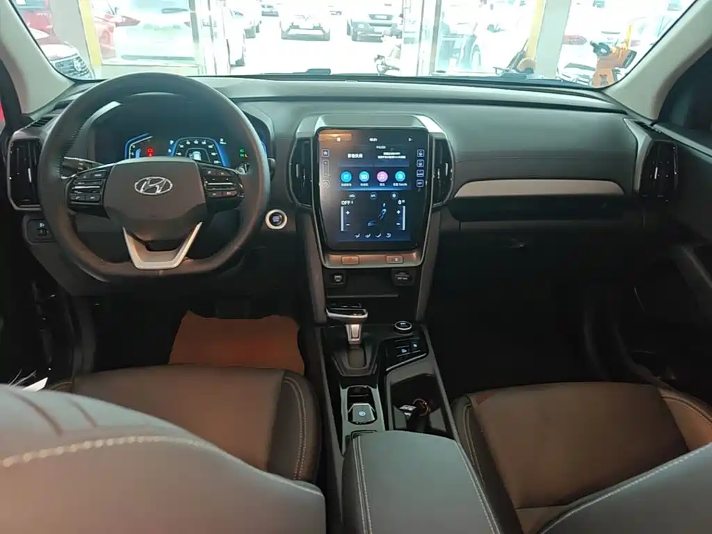 Hyundai ix35 — фото 10