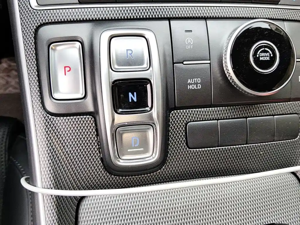 Hyundai Santa Fe — фото 10