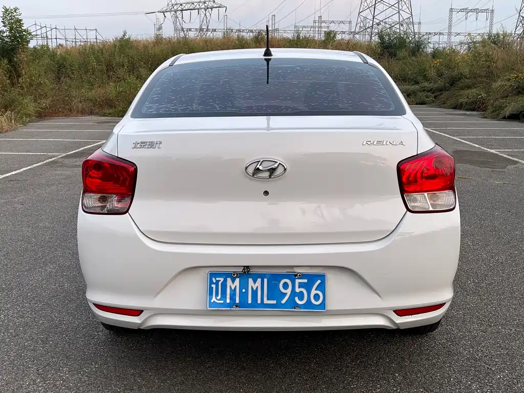 Hyundai Verna — фото 8