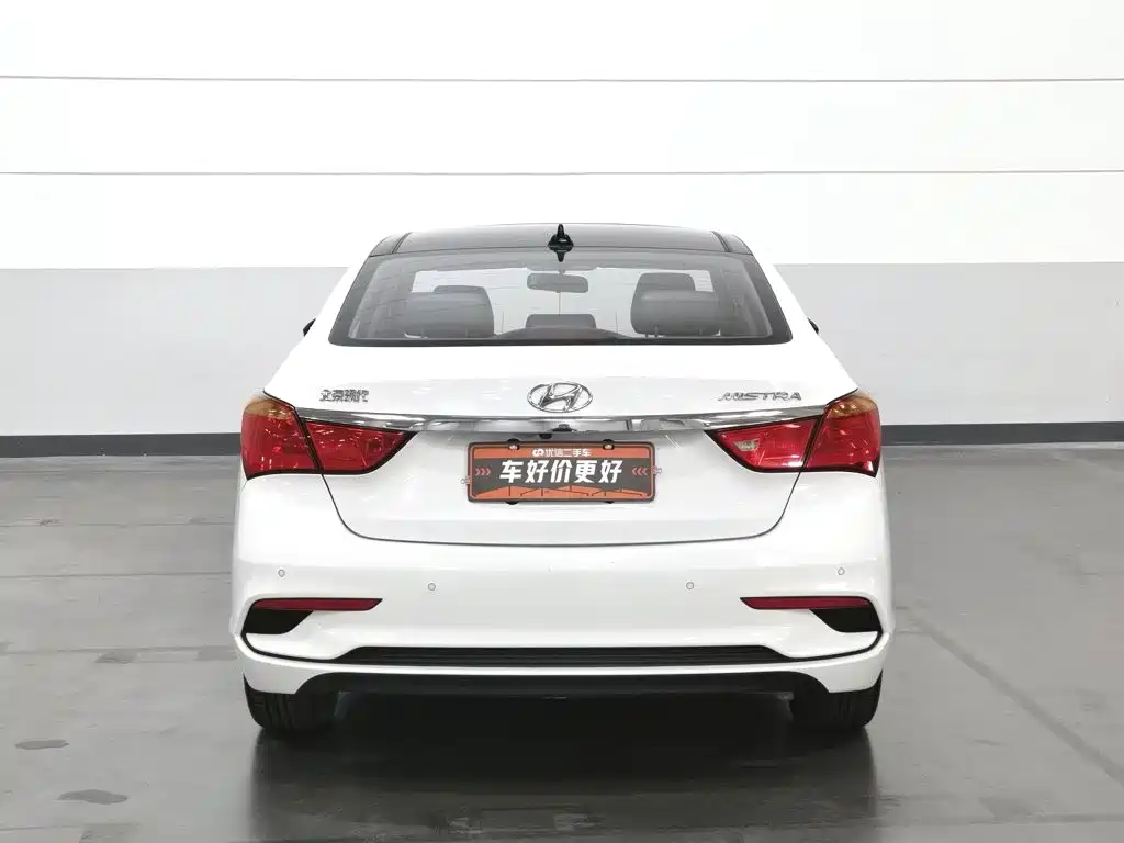 Hyundai Mistra — фото 4