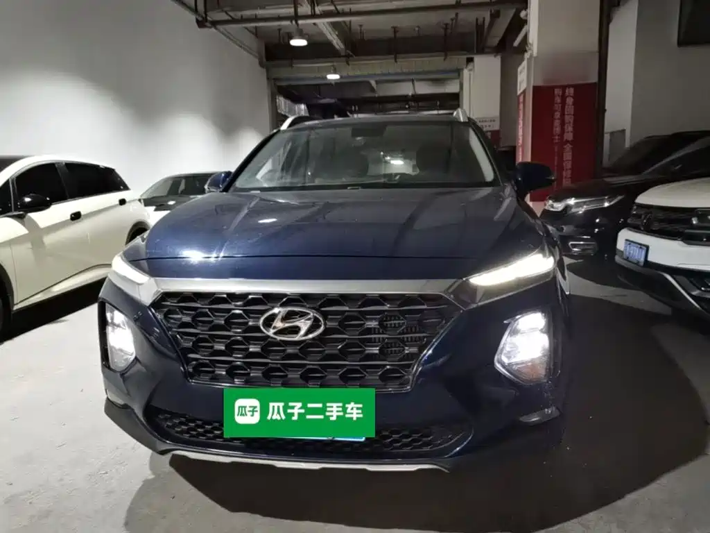 Hyundai Santa Fe — фото 3