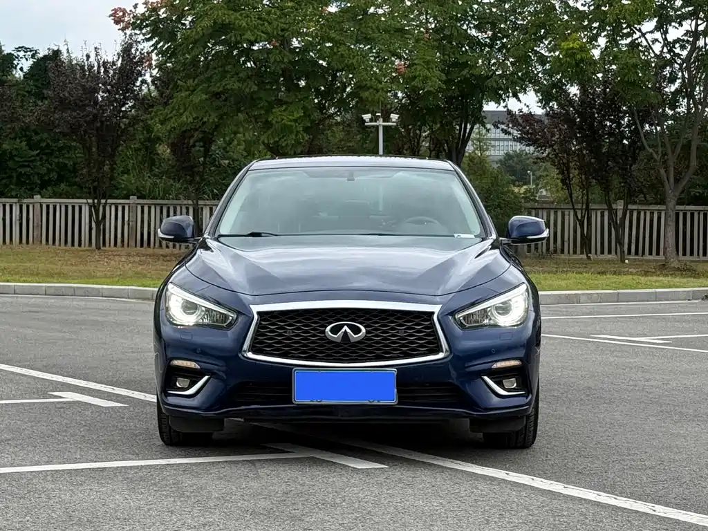 Infiniti Q50L — фото 2