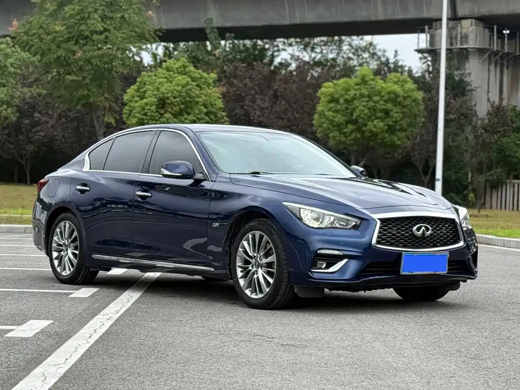 Infiniti Q50L — фото 3