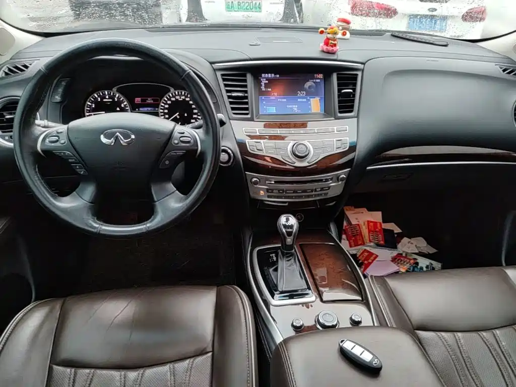 Infiniti QX60 (Import) — фото 13