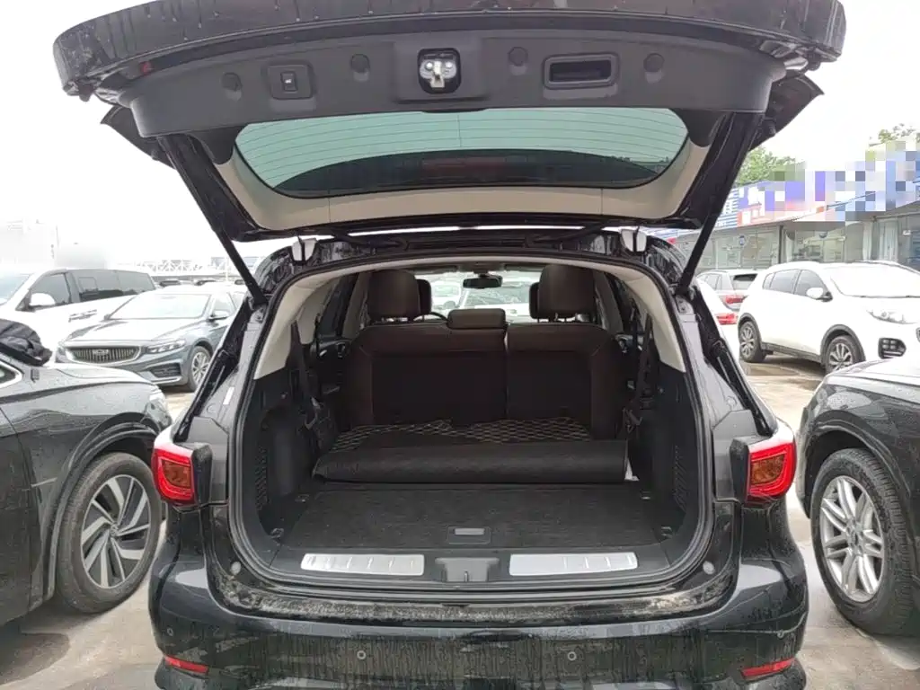 Infiniti QX60 (Import) — фото 19