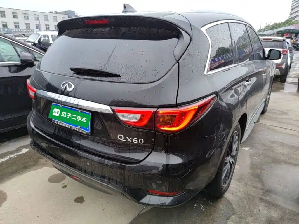 Infiniti QX60 (Import) — фото 7