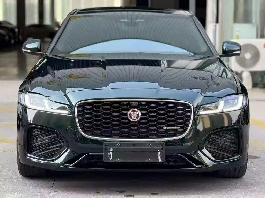 Jaguar XFL — фото 2