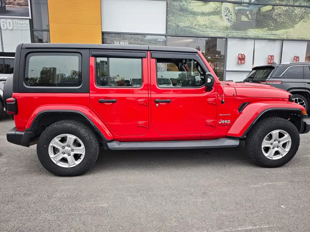 Jeep Wrangler — фото 4