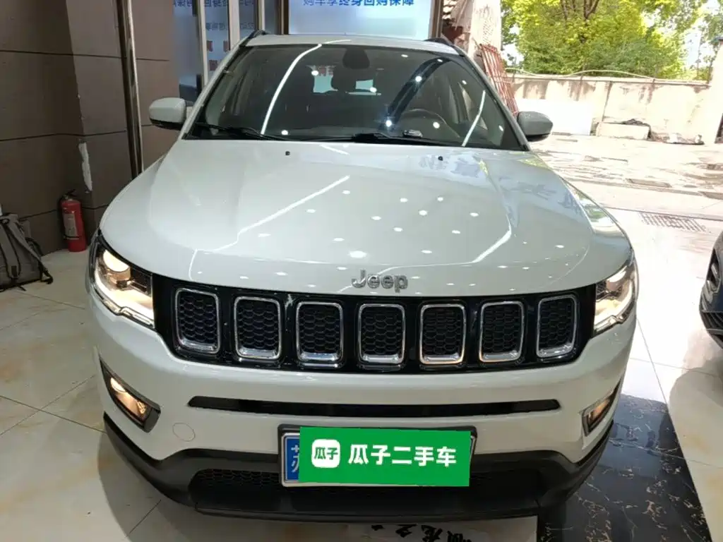 Jeep Compass — фото 3