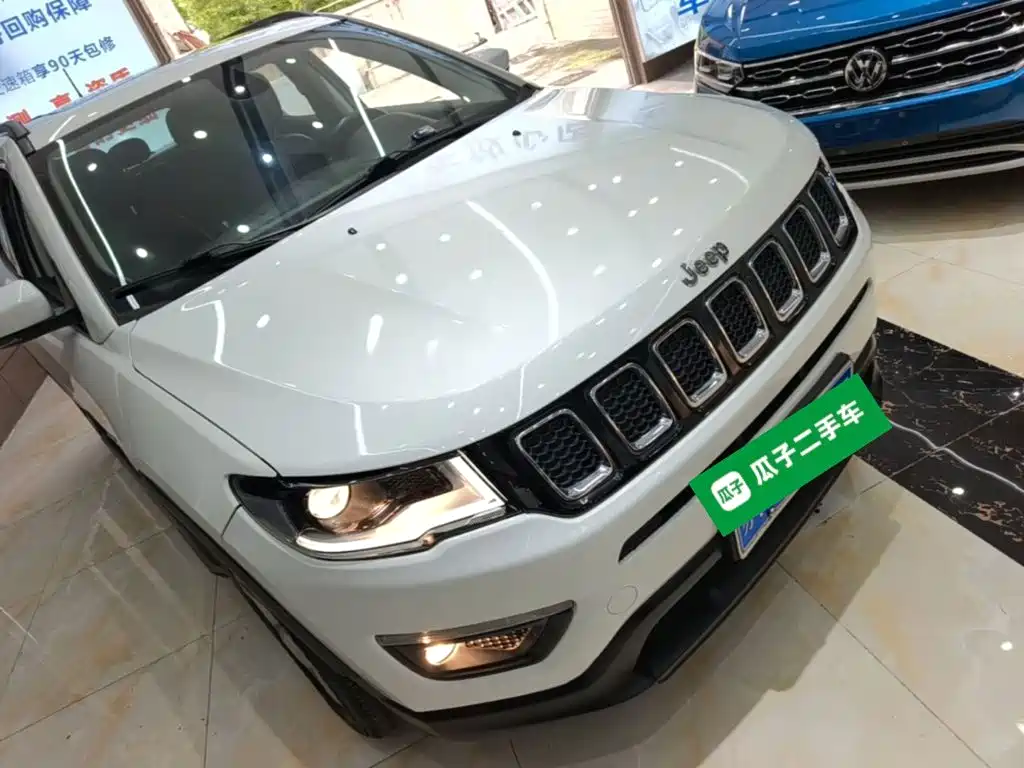 Jeep Compass — фото 4