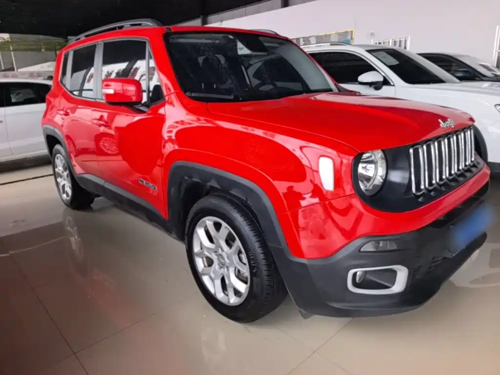Jeep Renegade — фото 4