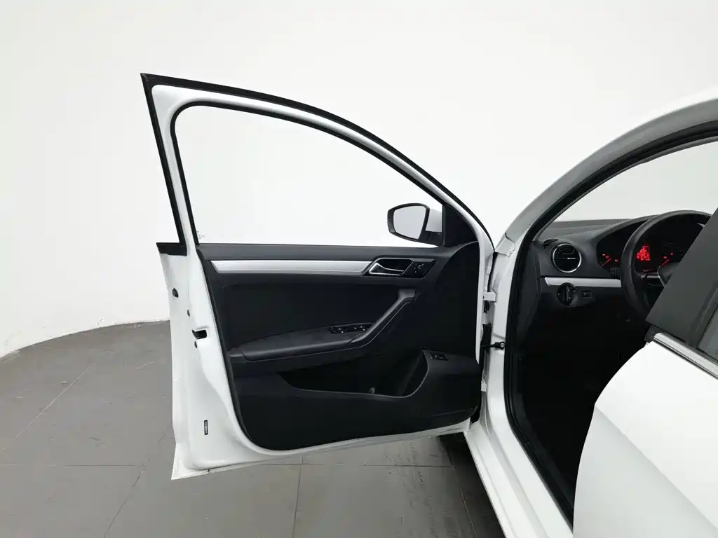 Jetta VA3 — фото 8