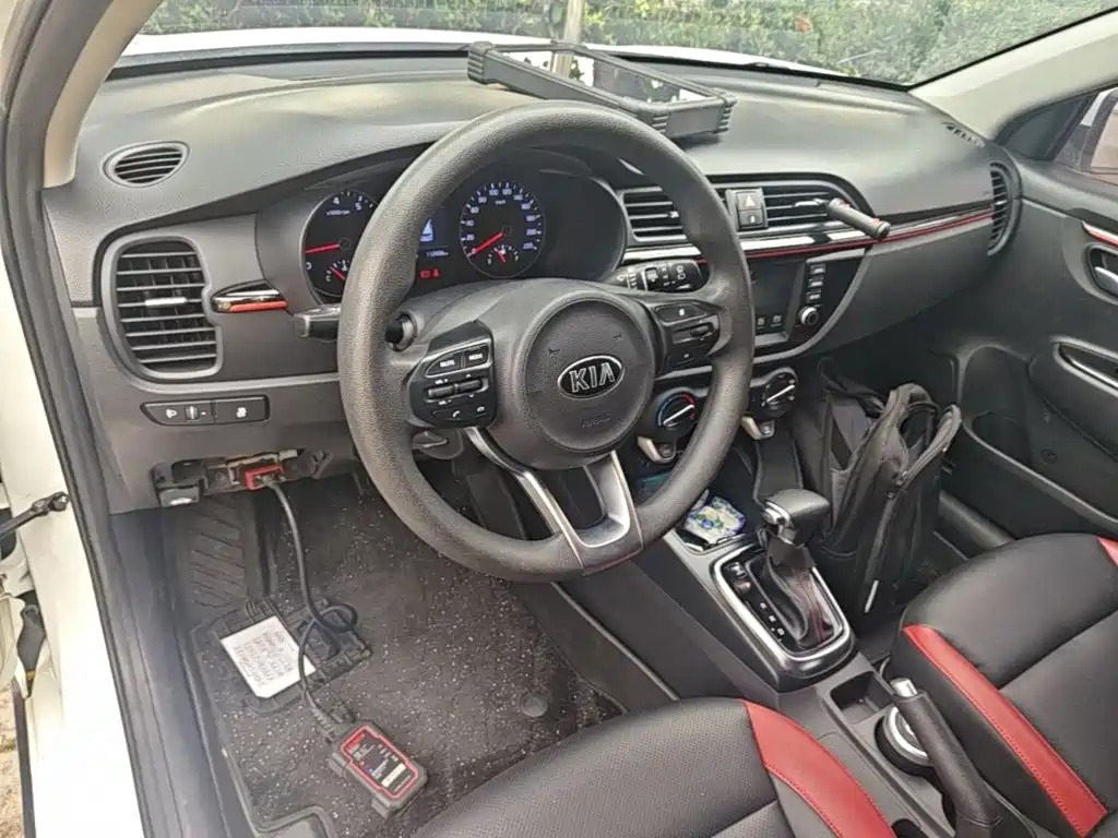 Kia KX Cross — фото 10