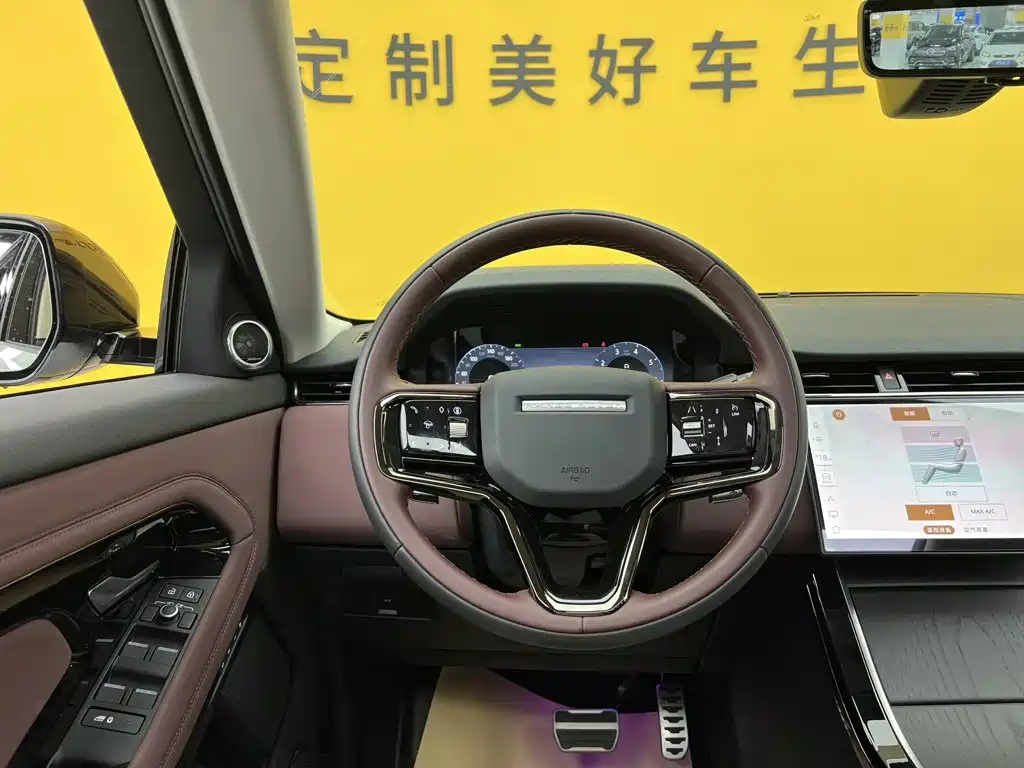 Land Rover Evoque — фото 15