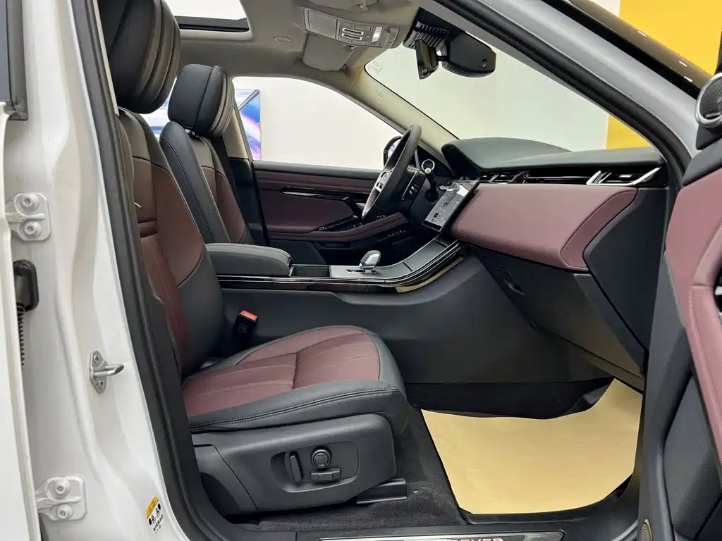 Land Rover Evoque — фото 19