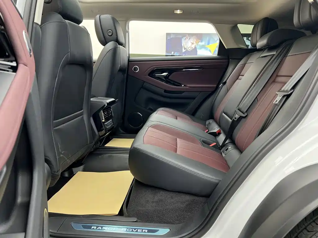 Land Rover Evoque — фото 40