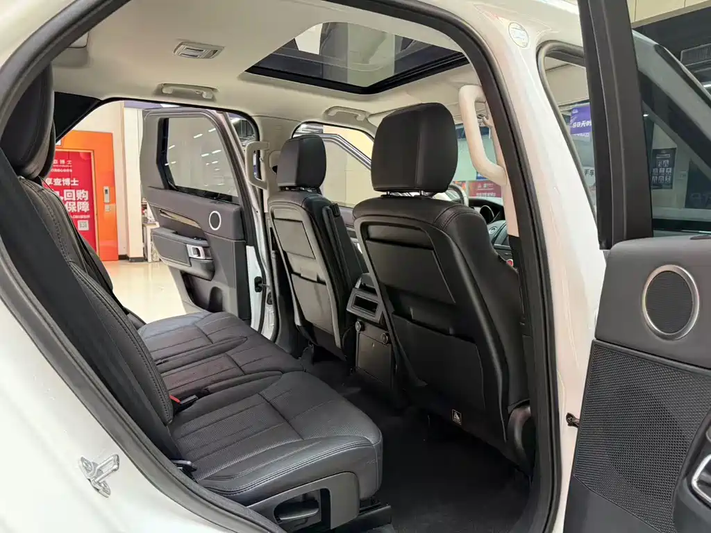 Land Rover Discovery — фото 10