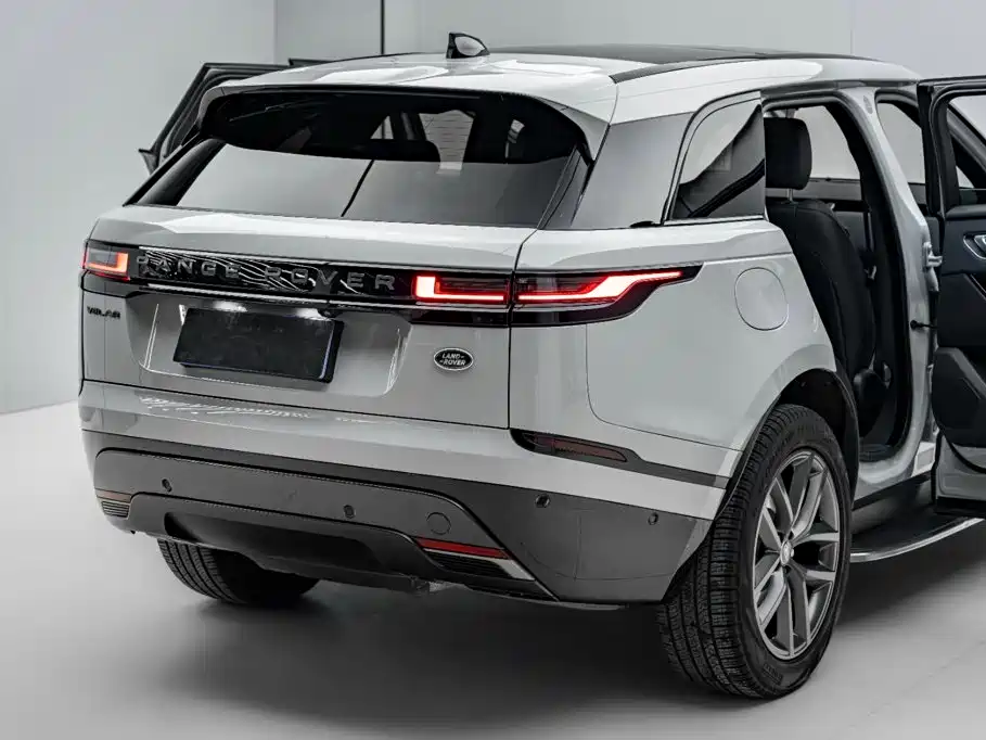Land Rover Velar — фото 33