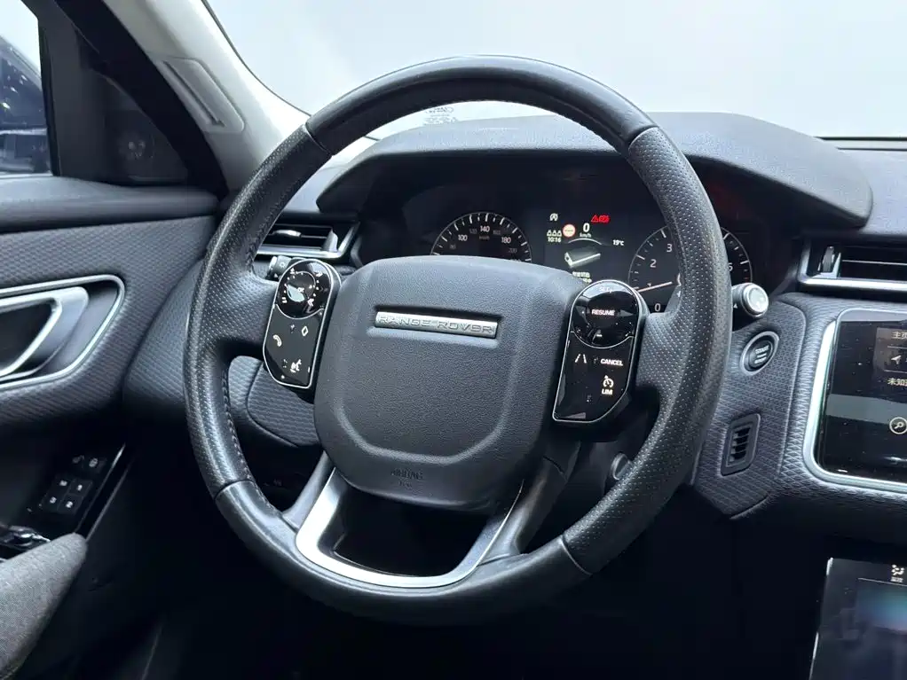 Land Rover Velar — фото 10