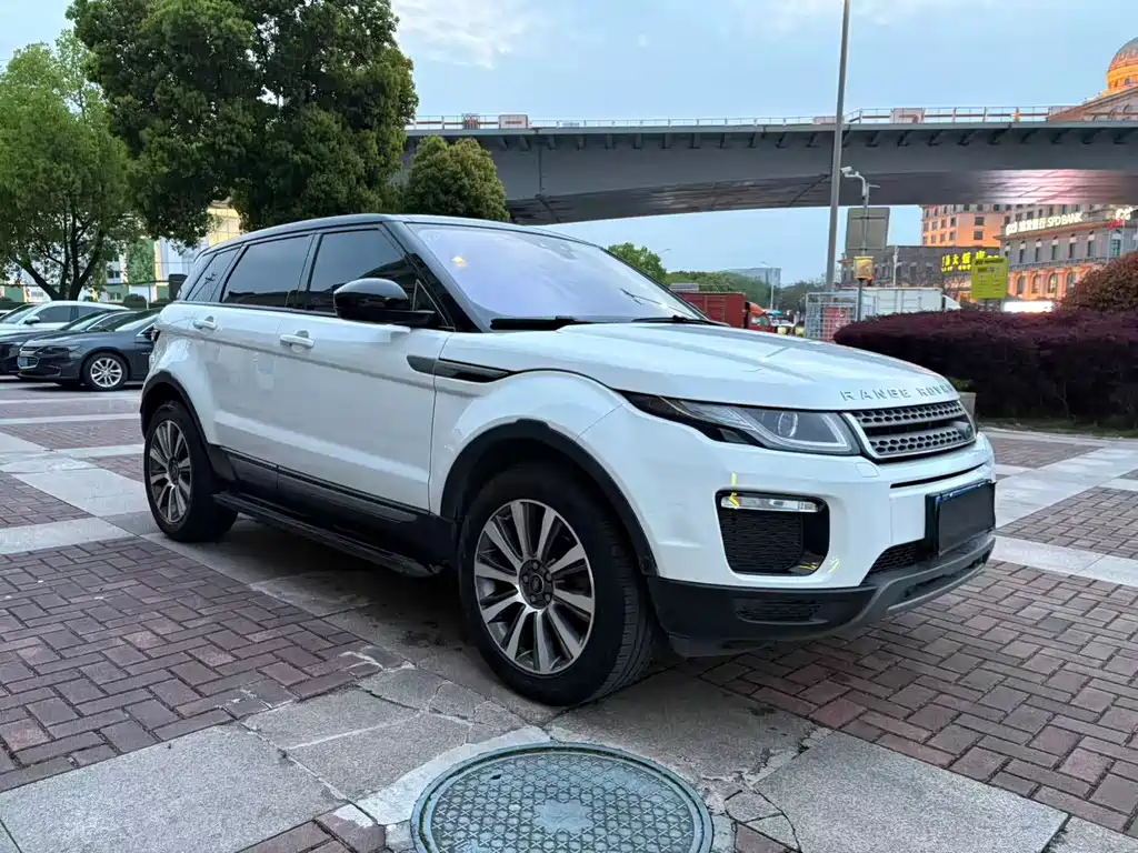 Land Rover Evoque — фото 2