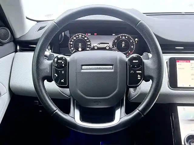 Land Rover Evoque — фото 8