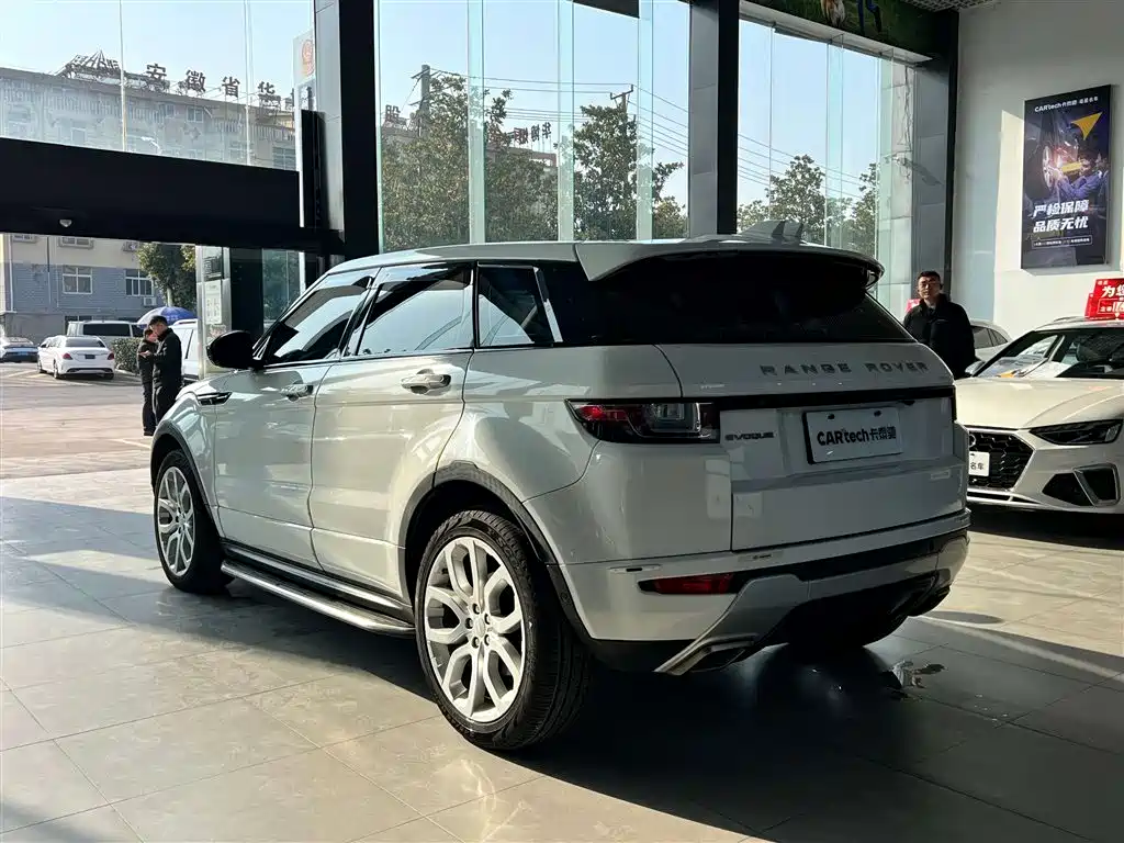 Land Rover Evoque — фото 7