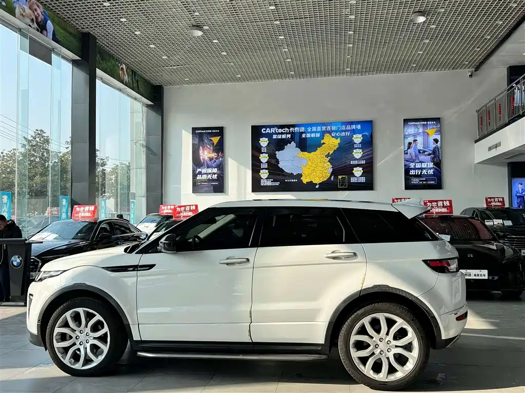 Land Rover Evoque — фото 8