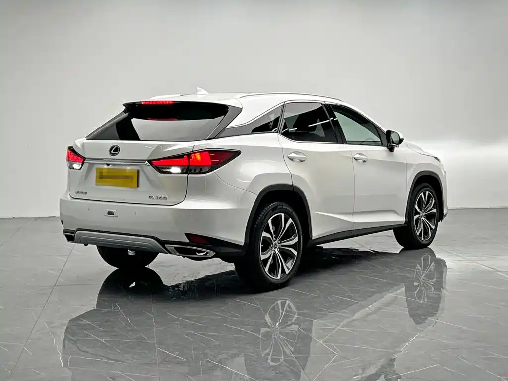 Lexus RX — фото 6