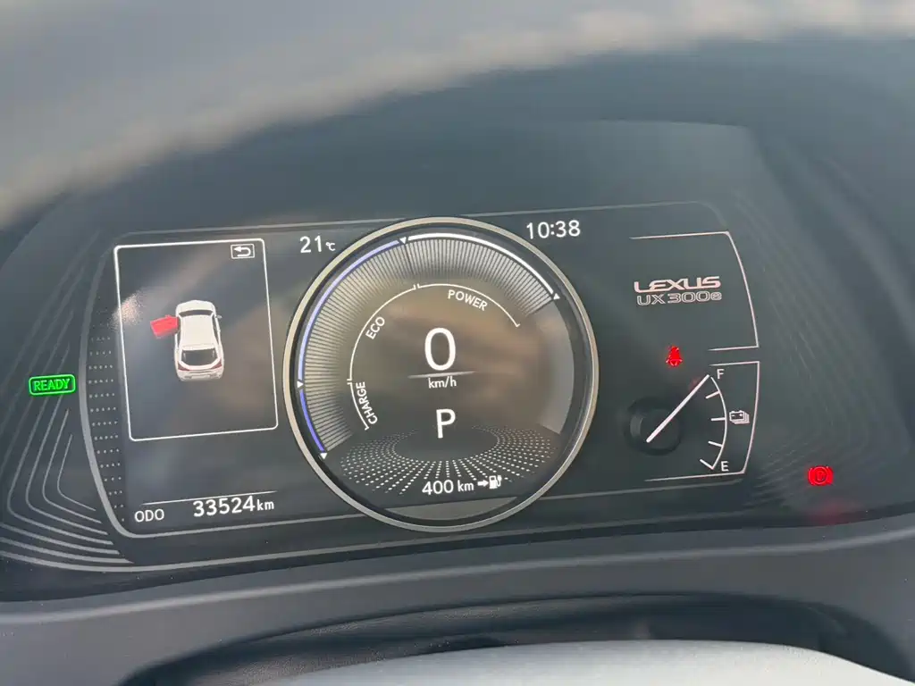 Lexus UX New Energy — фото 6