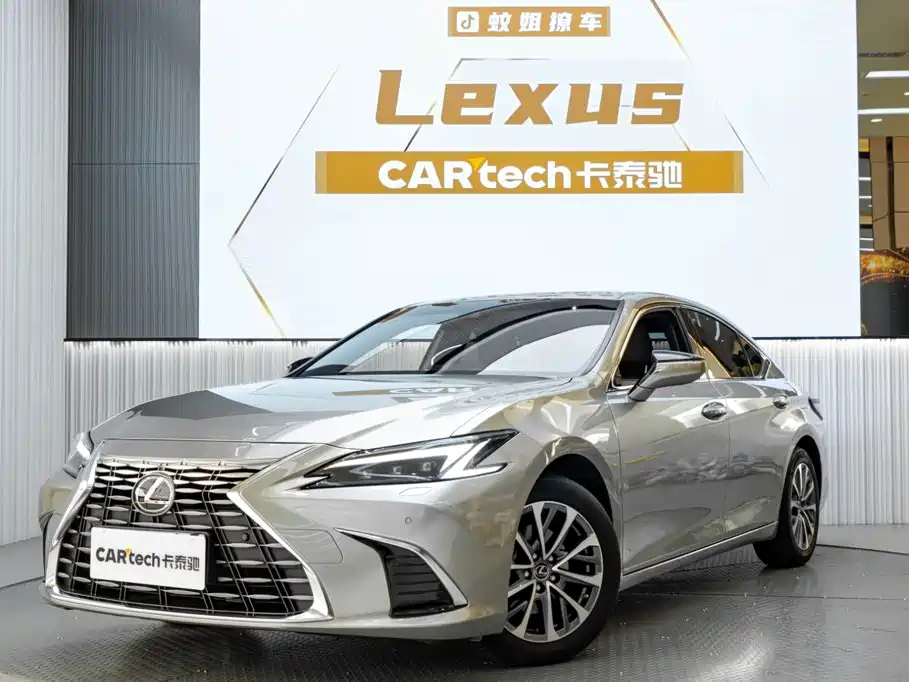 Lexus ES — фото 2