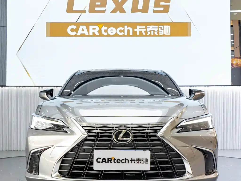Lexus ES — фото 2