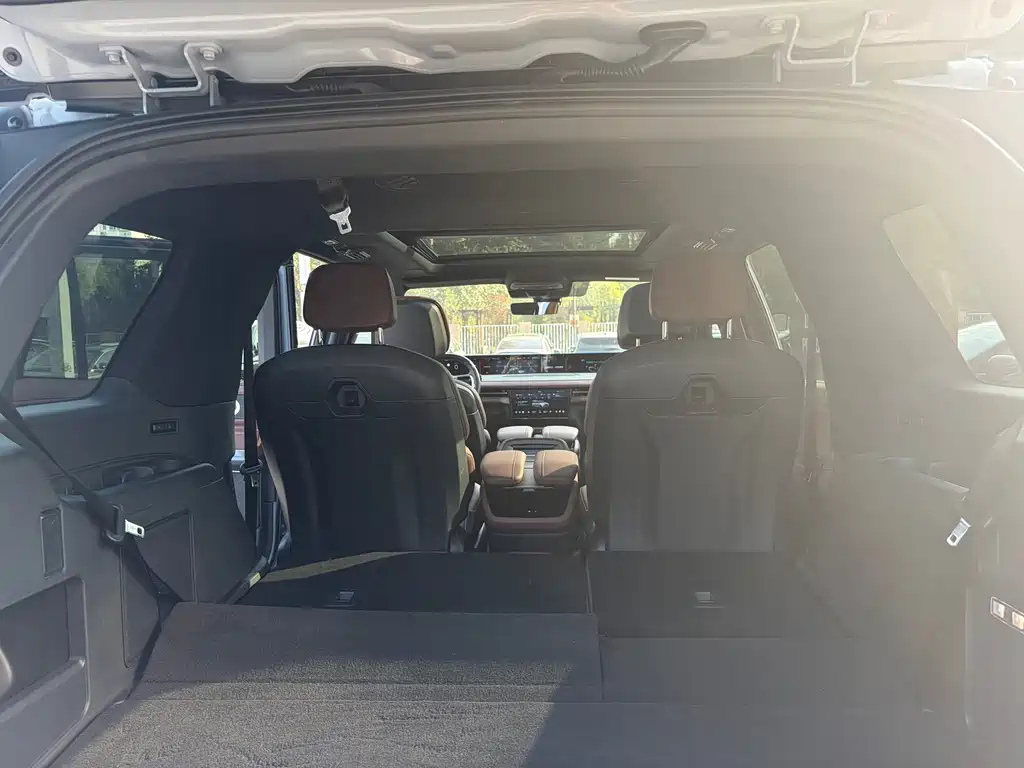 Lincoln Navigator — фото 13