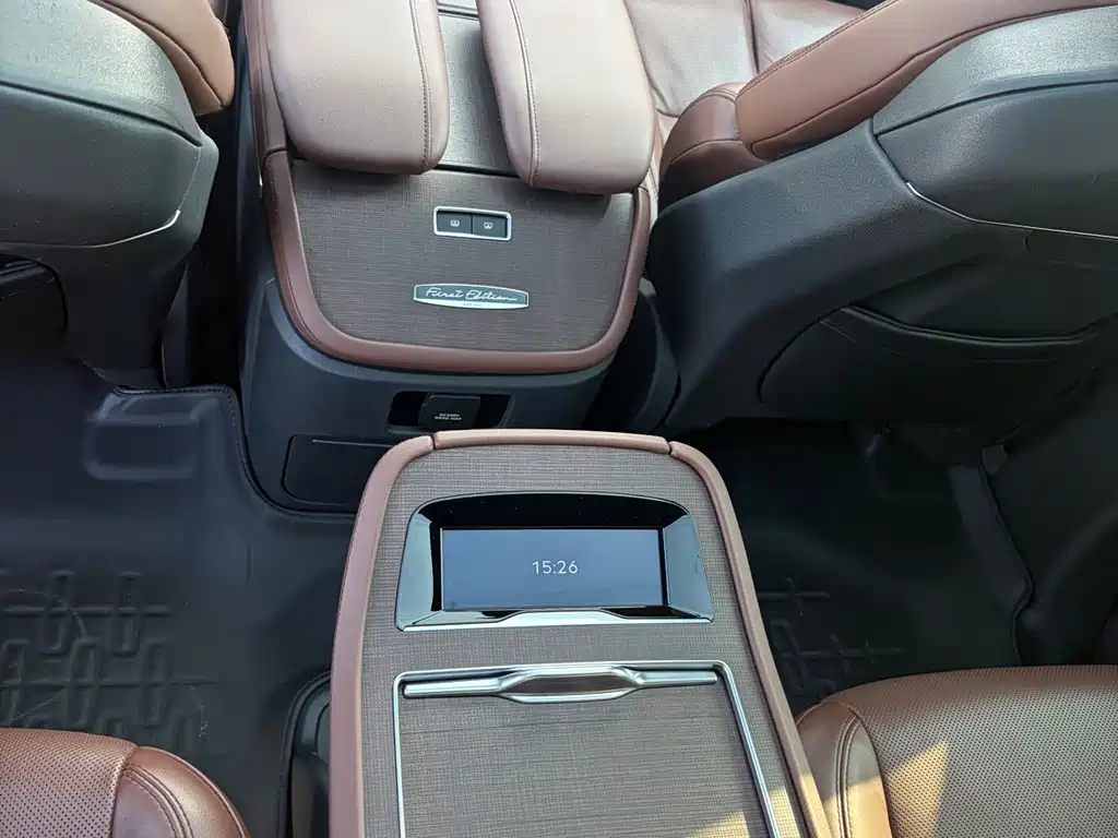 Lincoln Navigator — фото 18